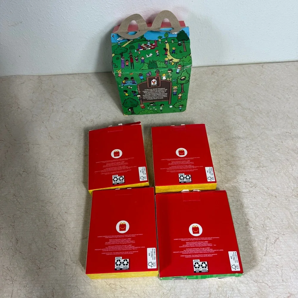 McDonalds‎ Happy Meal Toy 2022 Hasbro Gaming Operation Monopoly Game Set